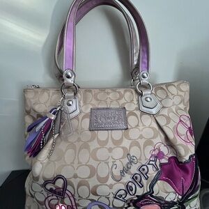 Coach Poppy Graffiti Signature Print Beige Shoulder Bag